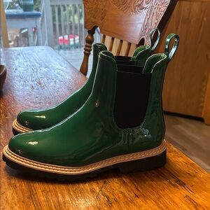 Chelsea rain boots new